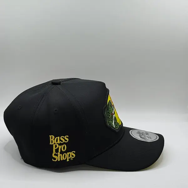 Bass Pro Shops Negra Completa Parche Amarillo