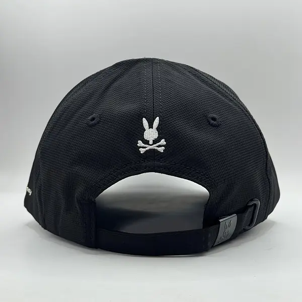 Gorra Negra Conejo Blanco