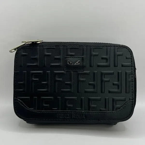 Carriel Pasta Dura Fendi Patrón Relieve