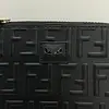 Carriel Pasta Dura Fendi Patrón Relieve