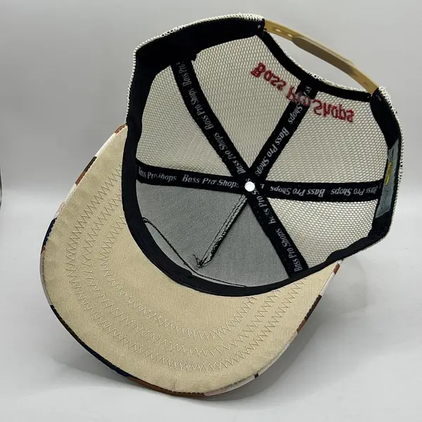 Bass Pro Shops Negra Visera Camuflado Café