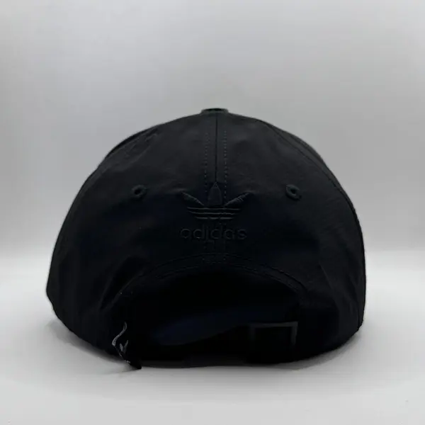 Gorra Adidas Negra Logo Circular Verde