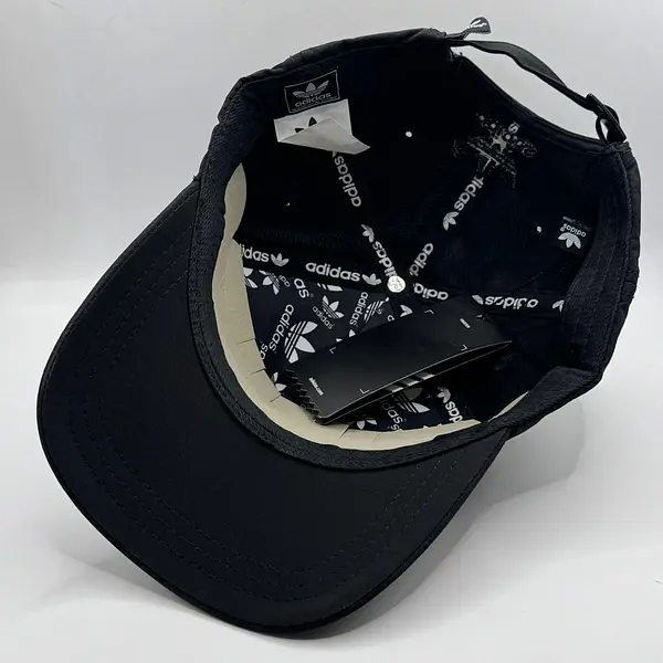 Gorra Adidas Negra Logo Circular Verde