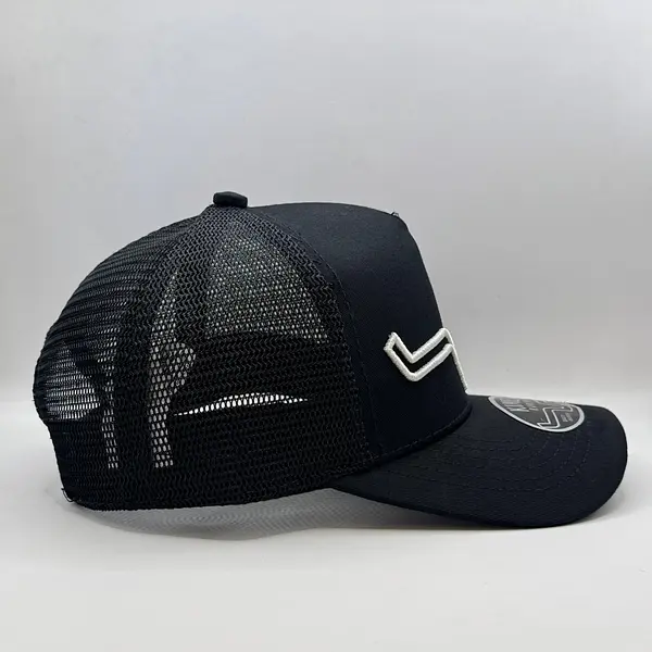 Gorra Kimes Negra Bordeado