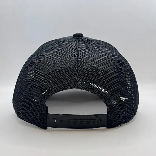 Gorra Kimes Negra Bordeado