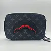 Carriel Pasta Dura Louis Vuitton X Sprayground