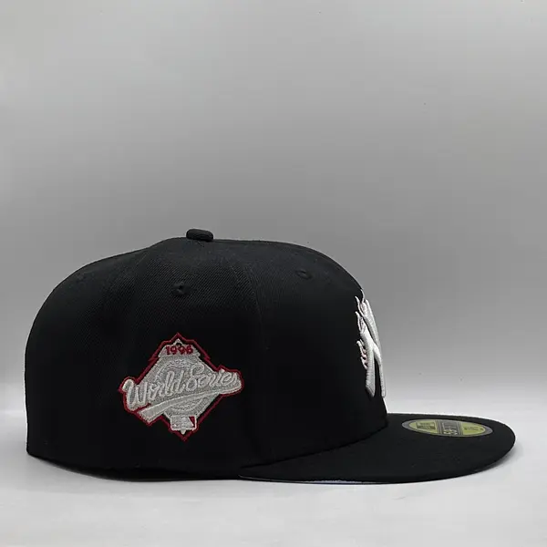 Gorra Negra Ny En Fuego