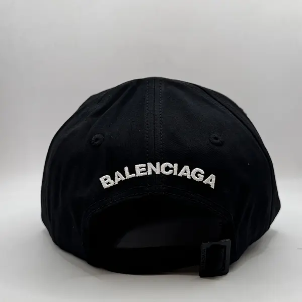 Gorra Balenciaga Negra Doble B