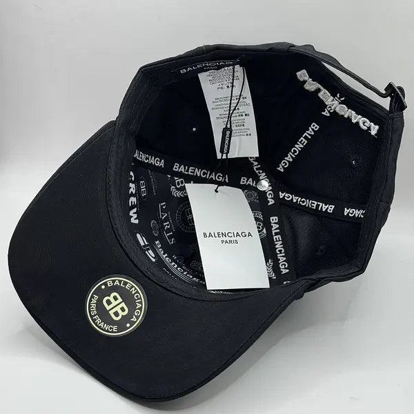 Gorra Balenciaga Negra Doble B