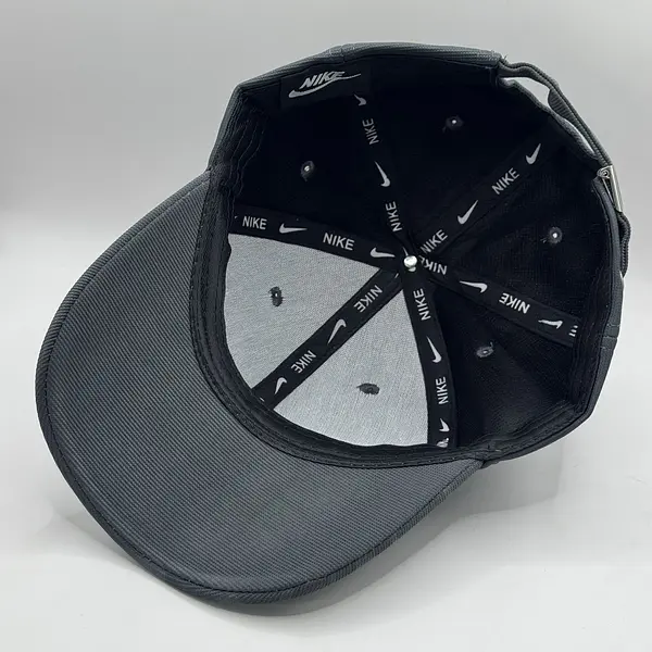 Gorra Nike Gris