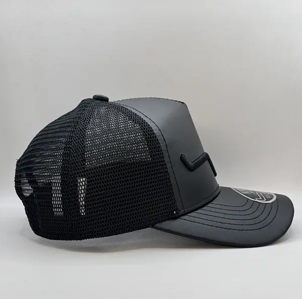Gorra Kimes Negra Cuerina