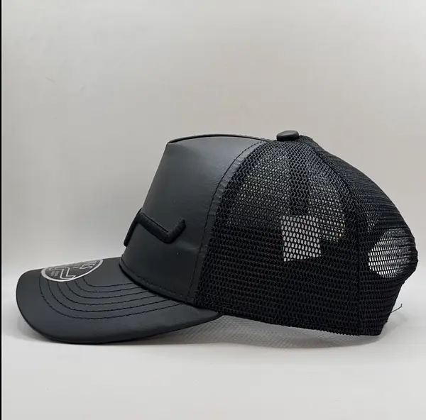 Gorra Kimes Negra Cuerina