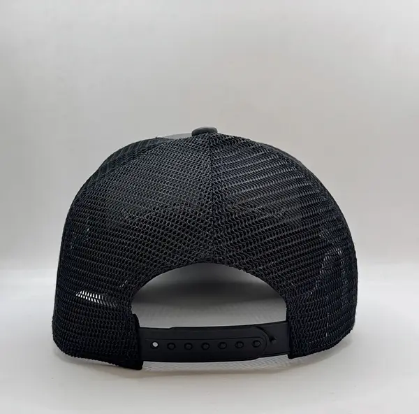 Gorra Kimes Negra Cuerina