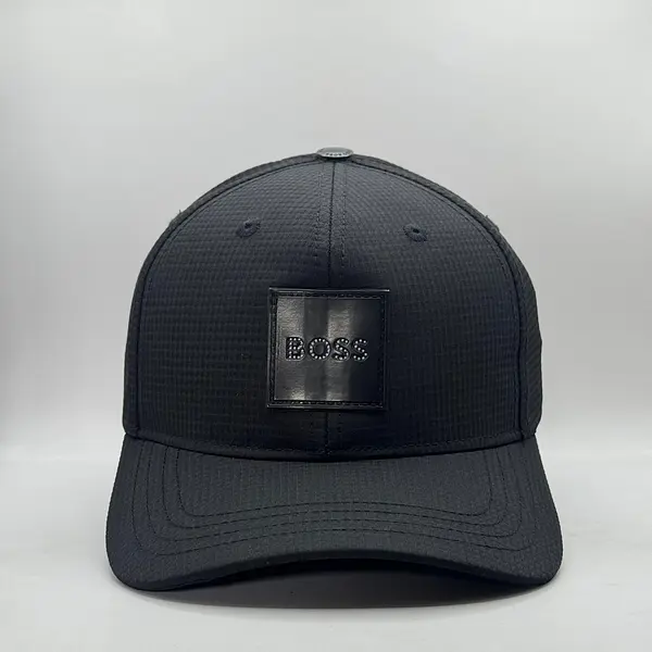Boss Punteado Cuadro Negra